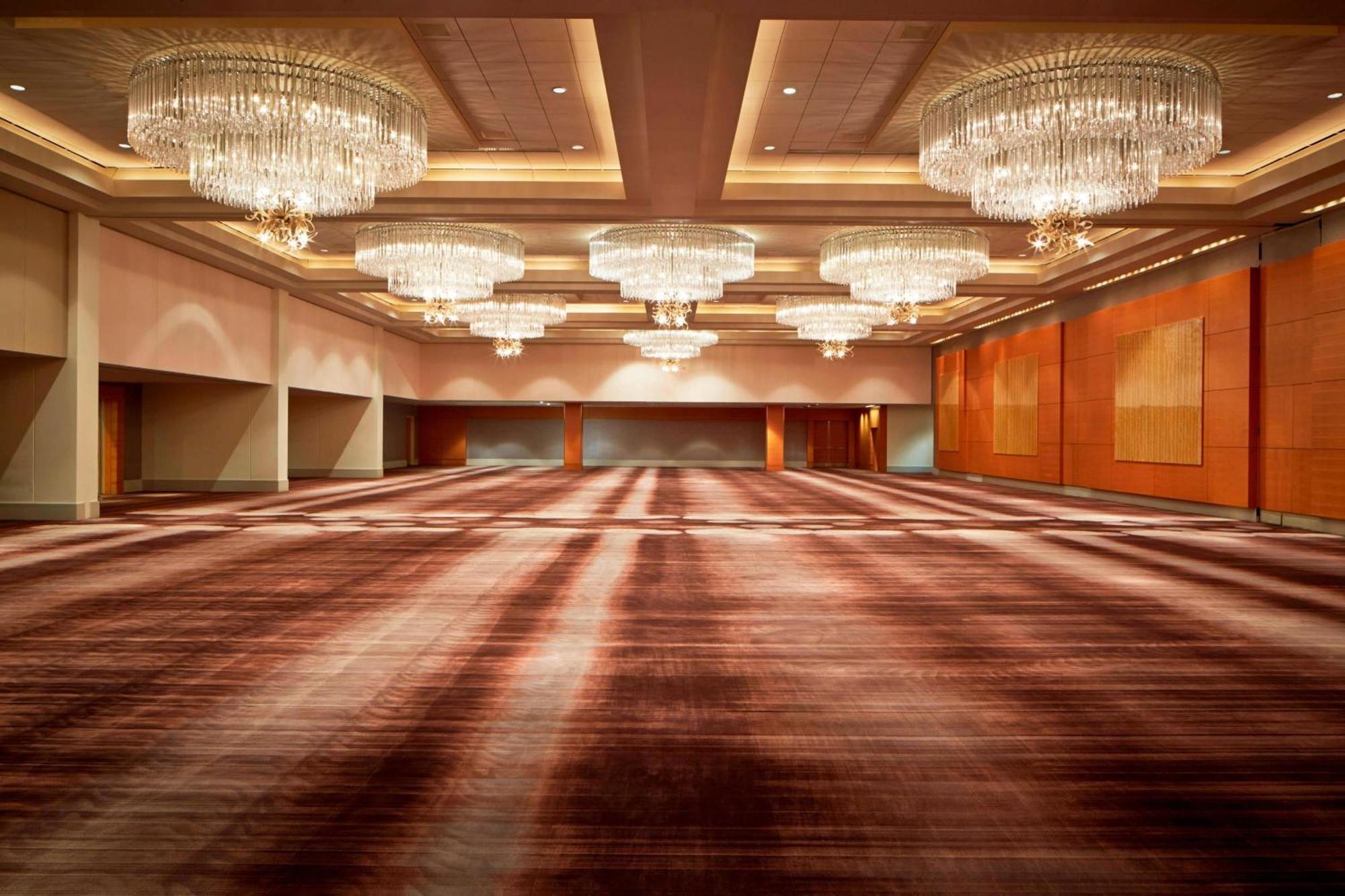 Marriott Marquis Hotel 4*